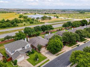 4499 Heritage Well LN, Round Rock TX 78665
