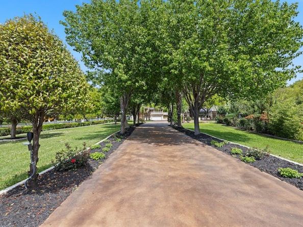 2804 Barefoot LN, Round Rock TX 78665