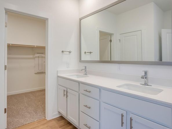 1916 Crooked Creek ST, Leander TX 78641