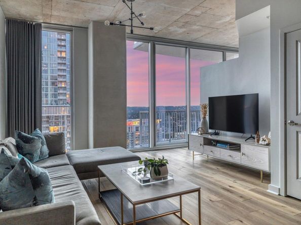 360 Nueces ST 3506, Austin TX 78701
