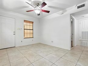 407 E 45th ST 111, Austin TX 78751