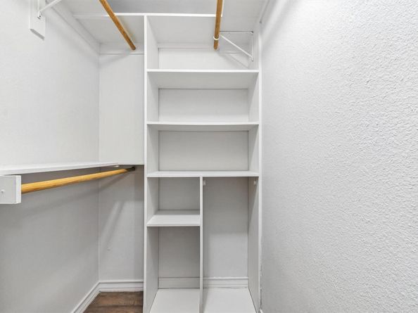 407 E 45th ST 111, Austin TX 78751