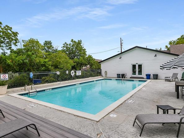 745 E Oltorf ST E 201, Austin TX 78704