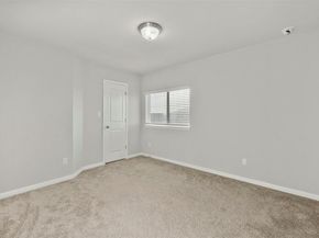 19004 Quebrada DR, Pflugerville TX 78660