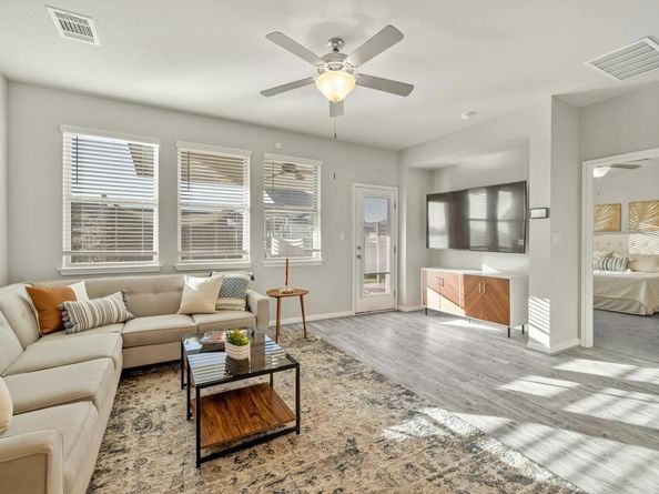 19004 Quebrada DR, Pflugerville TX 78660