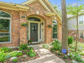 8013 Doe Meadow DR, Austin TX 78749