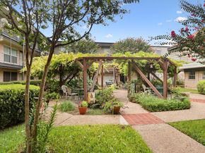 2425 Ashdale DR 47, Austin TX 78757
