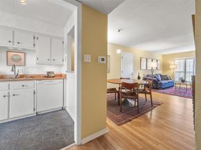 2425 Ashdale DR 47, Austin TX 78757