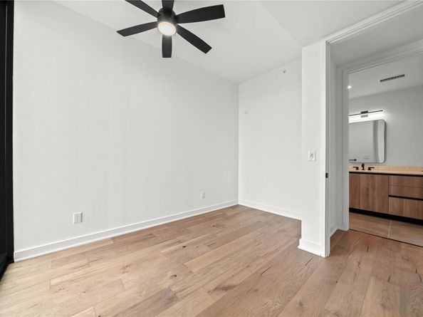 84 East Ave 2403, Austin TX 78701