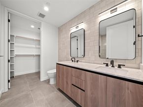 84 East Ave 2403, Austin TX 78701