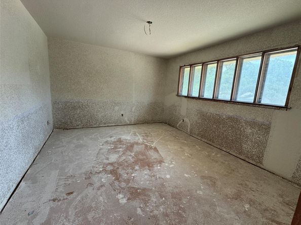 11302 Eubank DR, Austin TX 78758