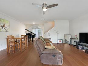 12287 Abbey Glen LN D1, Austin TX 78753