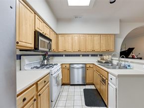 12287 Abbey Glen LN D1, Austin TX 78753