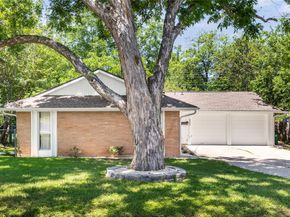 8800 Parkfield DR, Austin TX 78758
