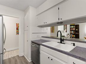 8800 Parkfield DR, Austin TX 78758
