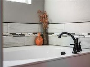 2605 Truman DR, Lago Vista TX 78645