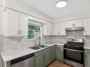 6908 Pondsdale LN, Austin TX 78724