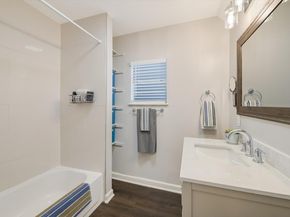 6809 Hanover LN, Austin TX 78723