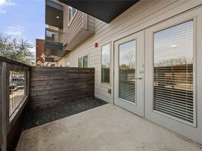 2505 Thornton RD 2306, Austin TX 78704