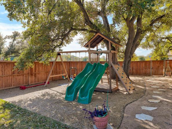 257 Axis LOOP, Georgetown TX 78628