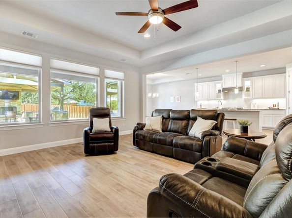 257 Axis LOOP, Georgetown TX 78628