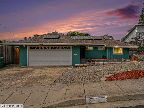 2455 Hermosa Street, Pinole CA 94564