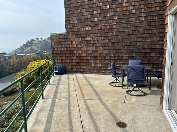 1201 Brickyard Way 105, Richmond CA 94801