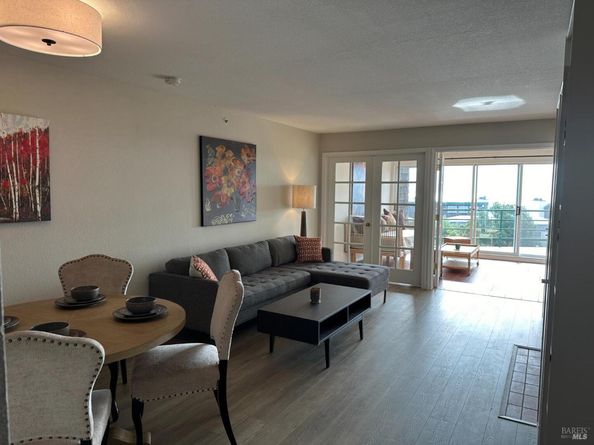 1201 Brickyard Way 105, Richmond CA 94801