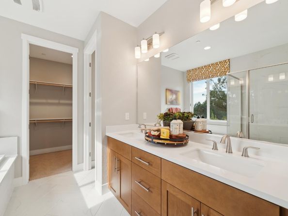 51 DeNova Lane, Martinez CA 94553