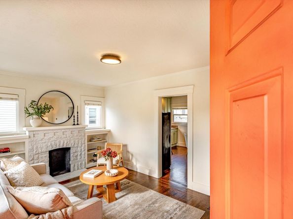 3661 Loma Vista Avenue, Oakland CA 94619