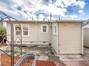 3661 Loma Vista Avenue, Oakland CA 94619