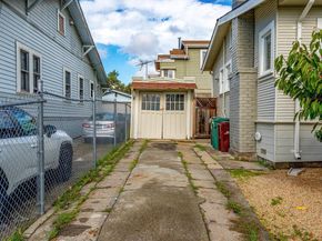 3661 Loma Vista Avenue, Oakland CA 94619