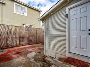 3661 Loma Vista Avenue, Oakland CA 94619