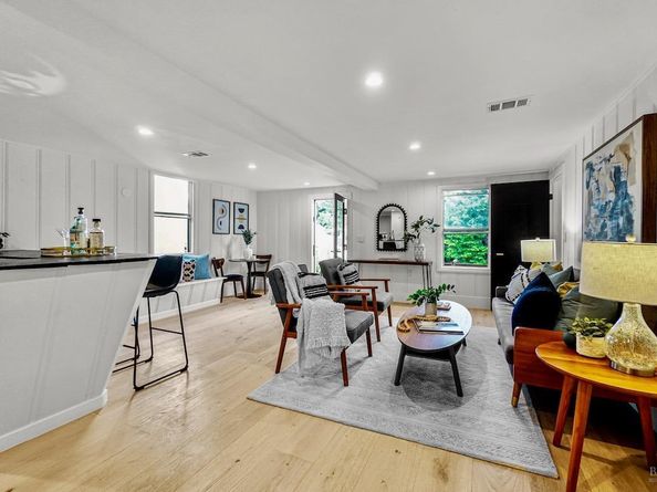 1074 Annerley Road, Piedmont CA 94610