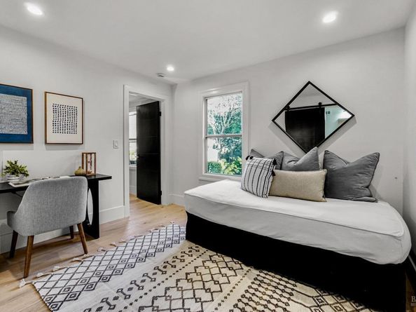1074 Annerley Road, Piedmont CA 94610