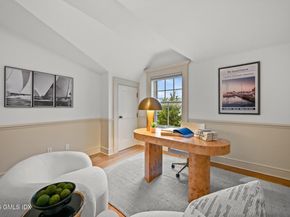 702 Steamboat Road 6, Greenwich CT 06830