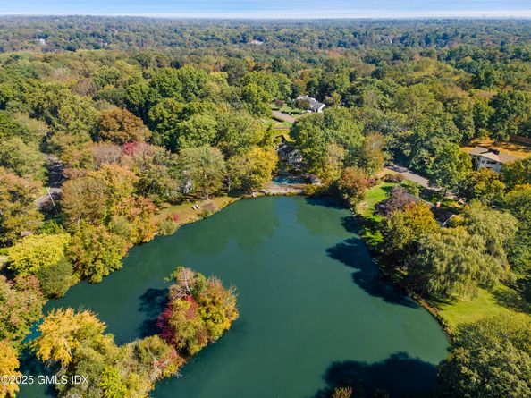 46 Stonehedge Drive South, Greenwich CT 06831