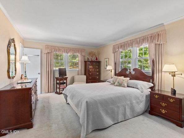 46 Stonehedge Drive South, Greenwich CT 06831