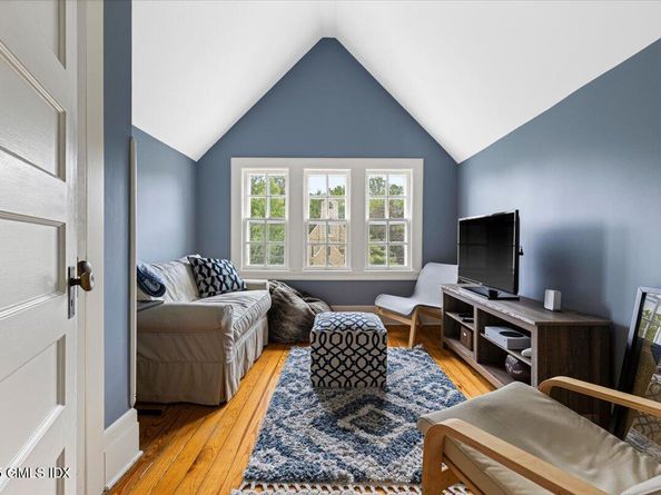 203 Riverside Avenue, Riverside CT 06878