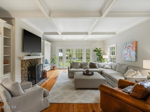 203 Riverside Avenue, Riverside CT 06878