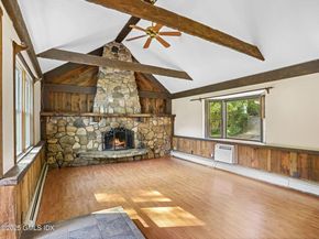 11 Perna Lane, Riverside CT 06878