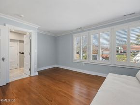 33 E Lyon Farm Drive 33, Greenwich CT 06831