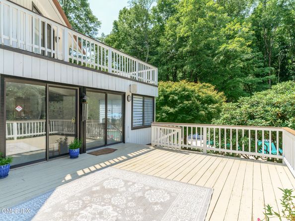 180 Riverbank Road, Stamford CT 06903