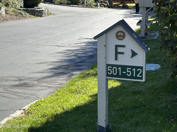 505 W Lyon Farm Drive 505, Greenwich CT 06831
