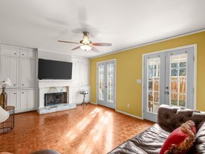 6631 Valleyside RD, Austin TX 78731