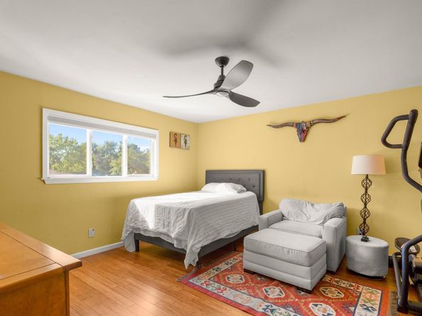 6631 Valleyside RD, Austin TX 78731