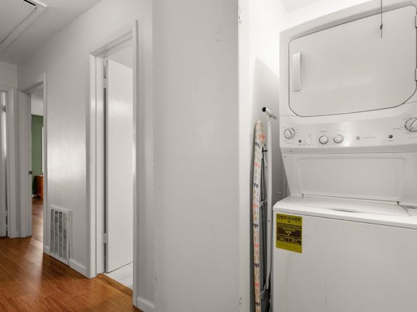 6631 Valleyside RD, Austin TX 78731