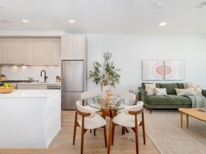 2209 S 1st ST 211, Austin TX 78704