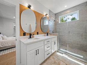 5701 Tura LN 1, Austin TX 78721