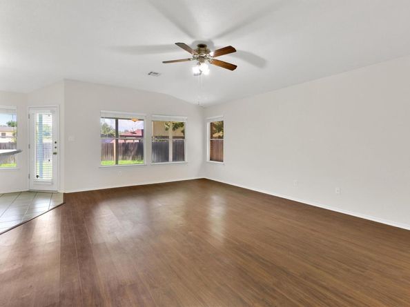 1718 Zydeco DR, Round Rock TX 78664